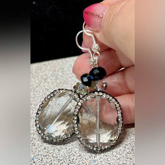 Elegant Crystal Earrings long evening wear - Picture 11 of 15